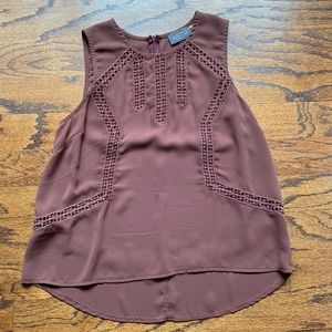 ASTR burgundy sleeveless top with crochet details